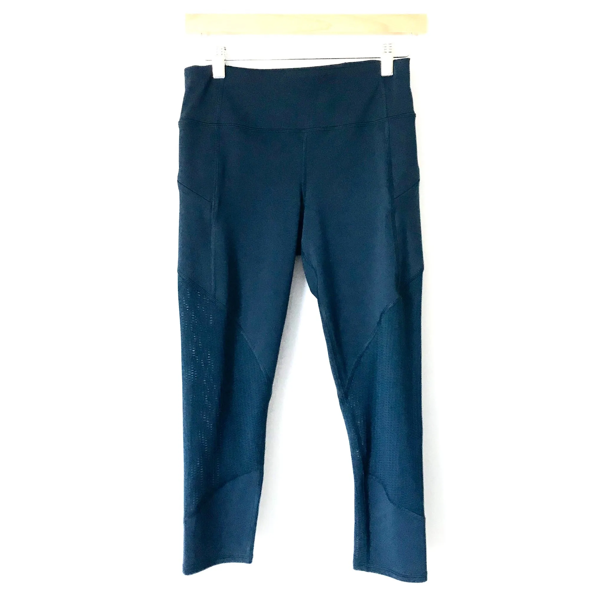 Athleta Blue Crop Leggings with Vents- Size S (Inseam 19.5")