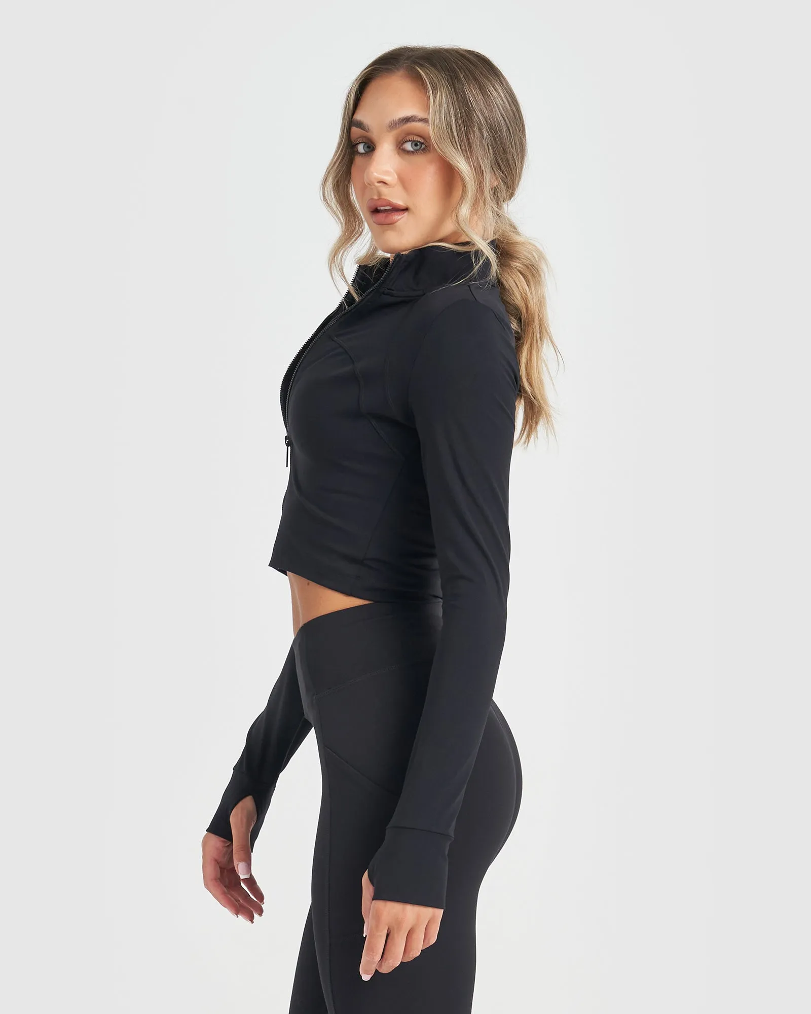 Core Trainer Crop Zip Jacket Black