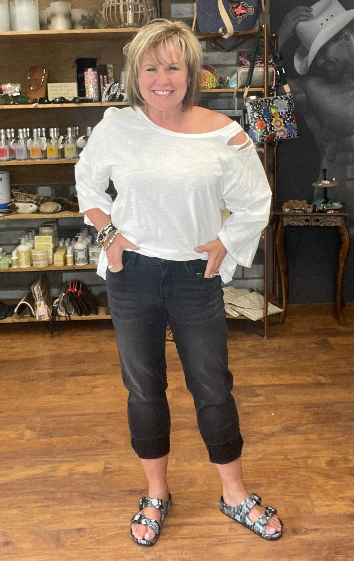 Demo Black Wash Boyfriend Capri - L & B Jeans