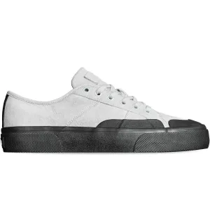 GLOBE Surplus Shoes Undyed/Black