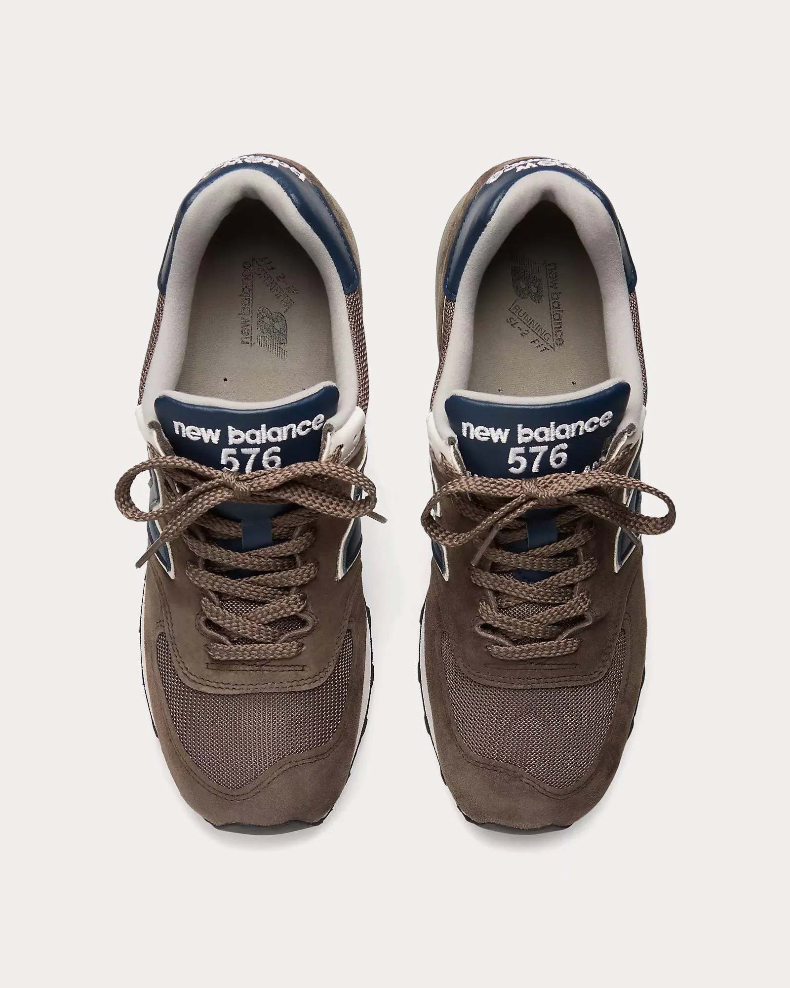 MADE in UK 576 Morel / Navy Blazer / Vaporous Gray Low Top Sneakers