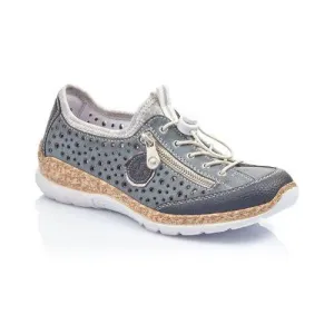 N42P6 Slip-On Sneaker