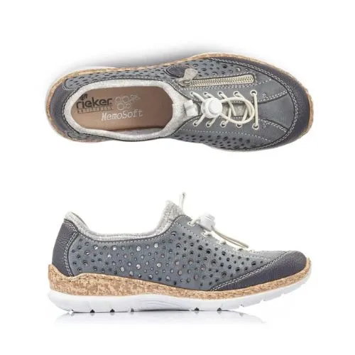 N42P6 Slip-On Sneaker