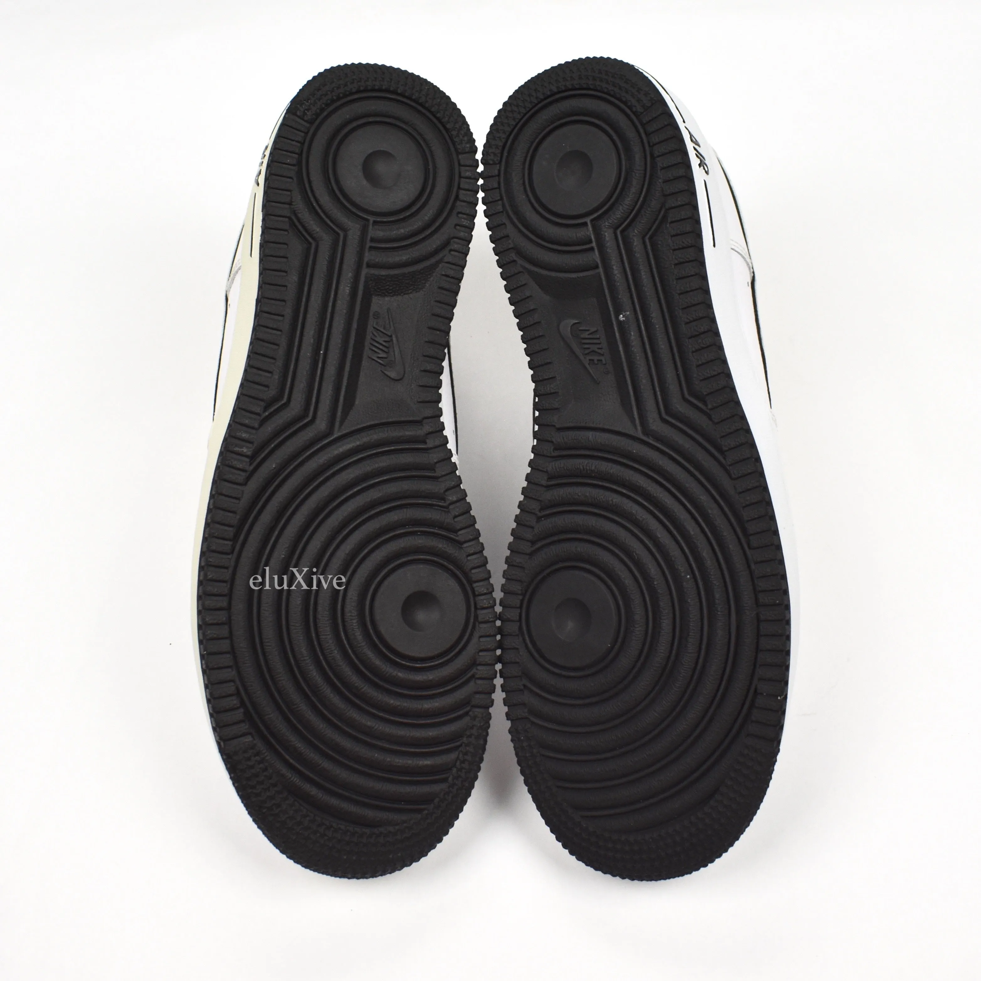 Nike - Air Force 1 Low 'Outlined Swoosh' (White/Black)