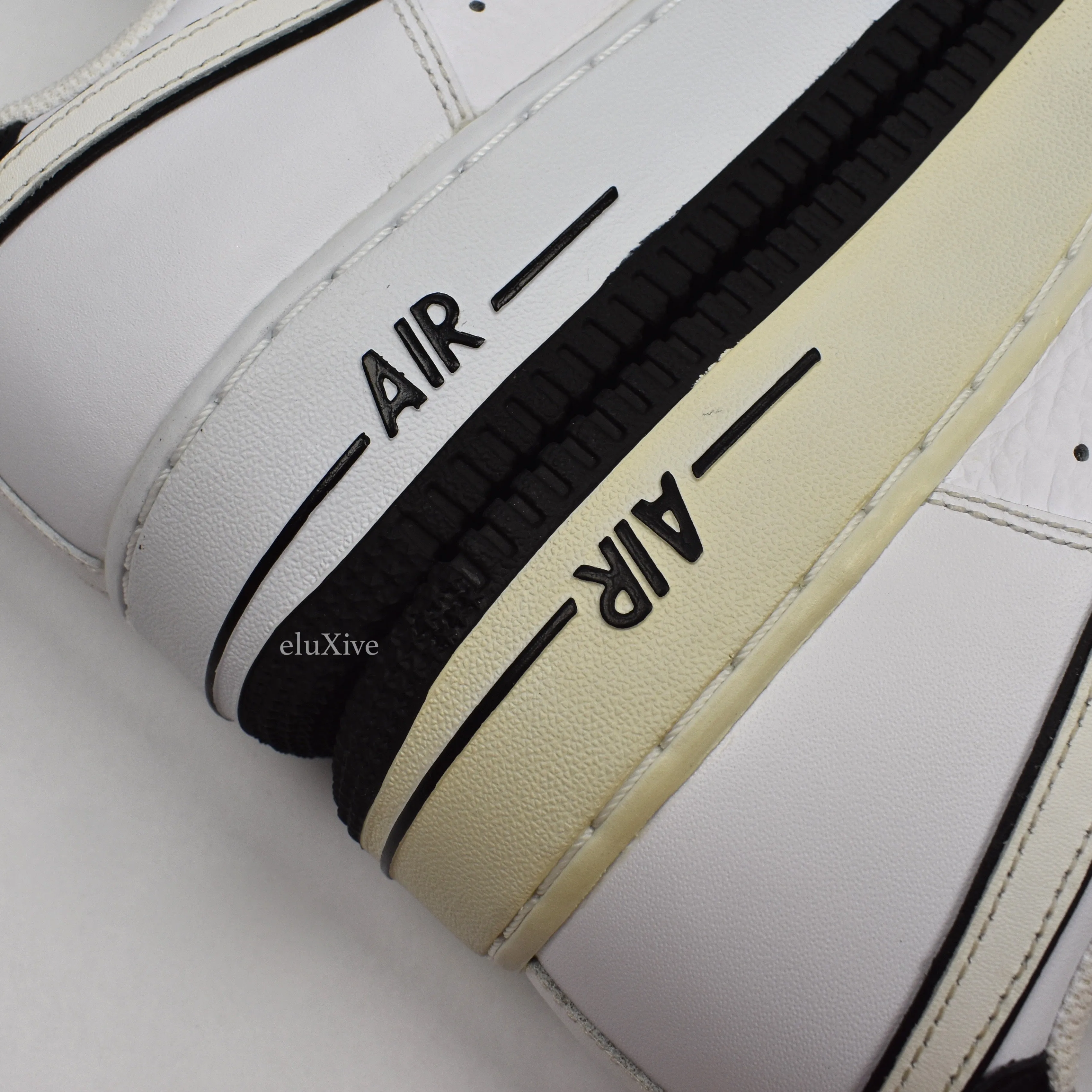Nike - Air Force 1 Low 'Outlined Swoosh' (White/Black)