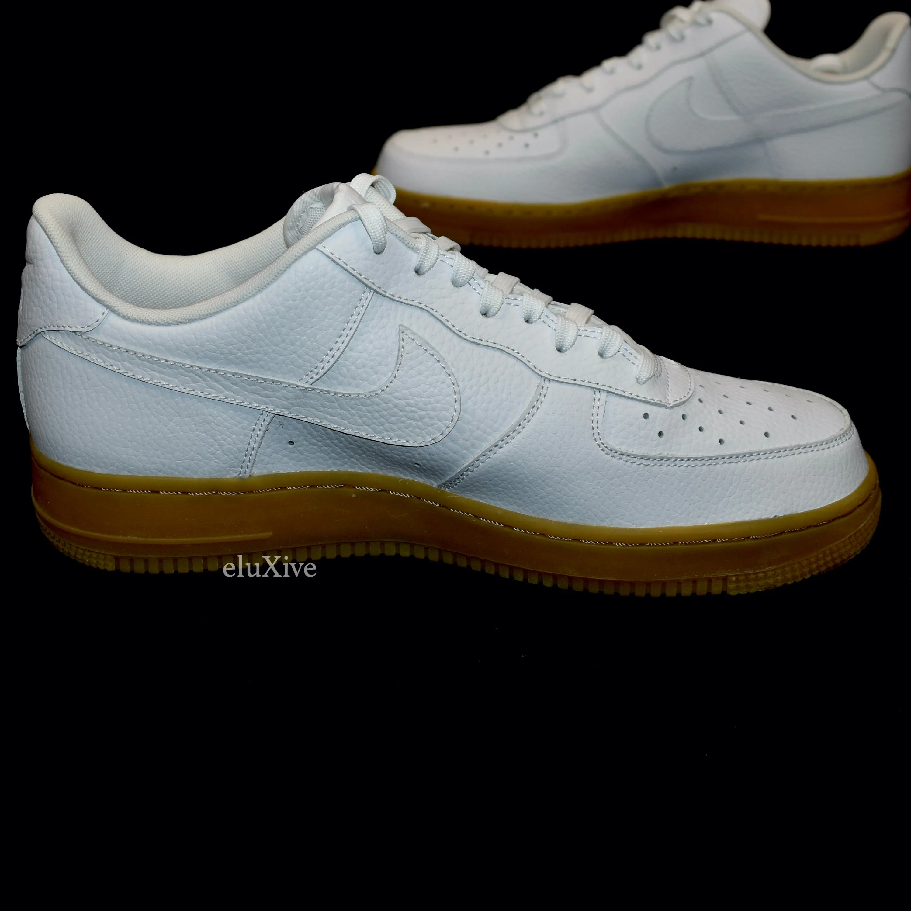 Nike - Air Force 1 Low Pebbled Leather (White/Gum)