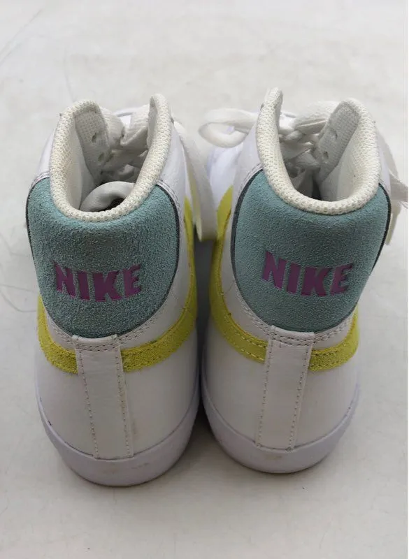 Nike Boys Blazer Mid `77 White Athletic Shoes - Size 7Y