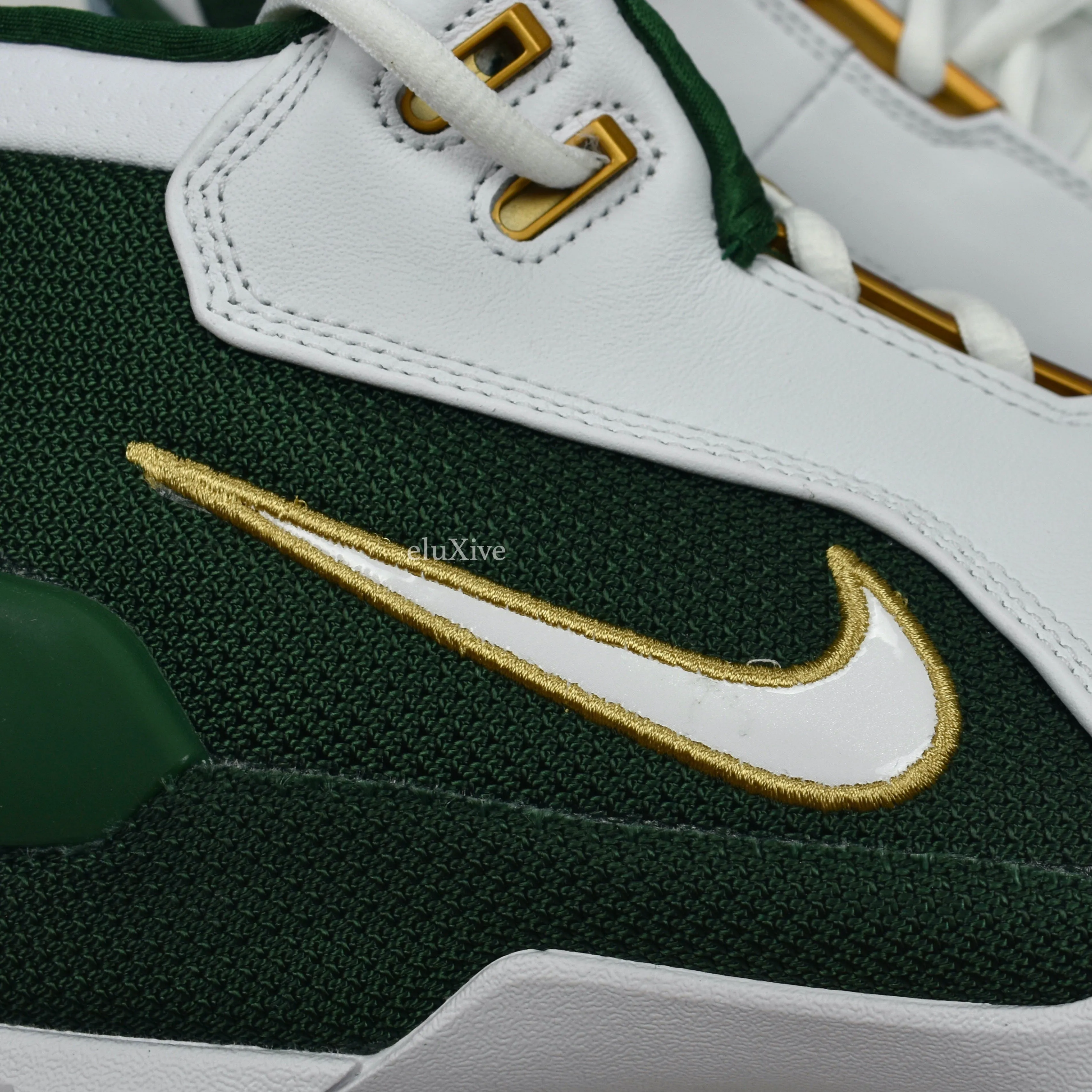 Nike - Lebron Air Zoom Generation SVSM QS