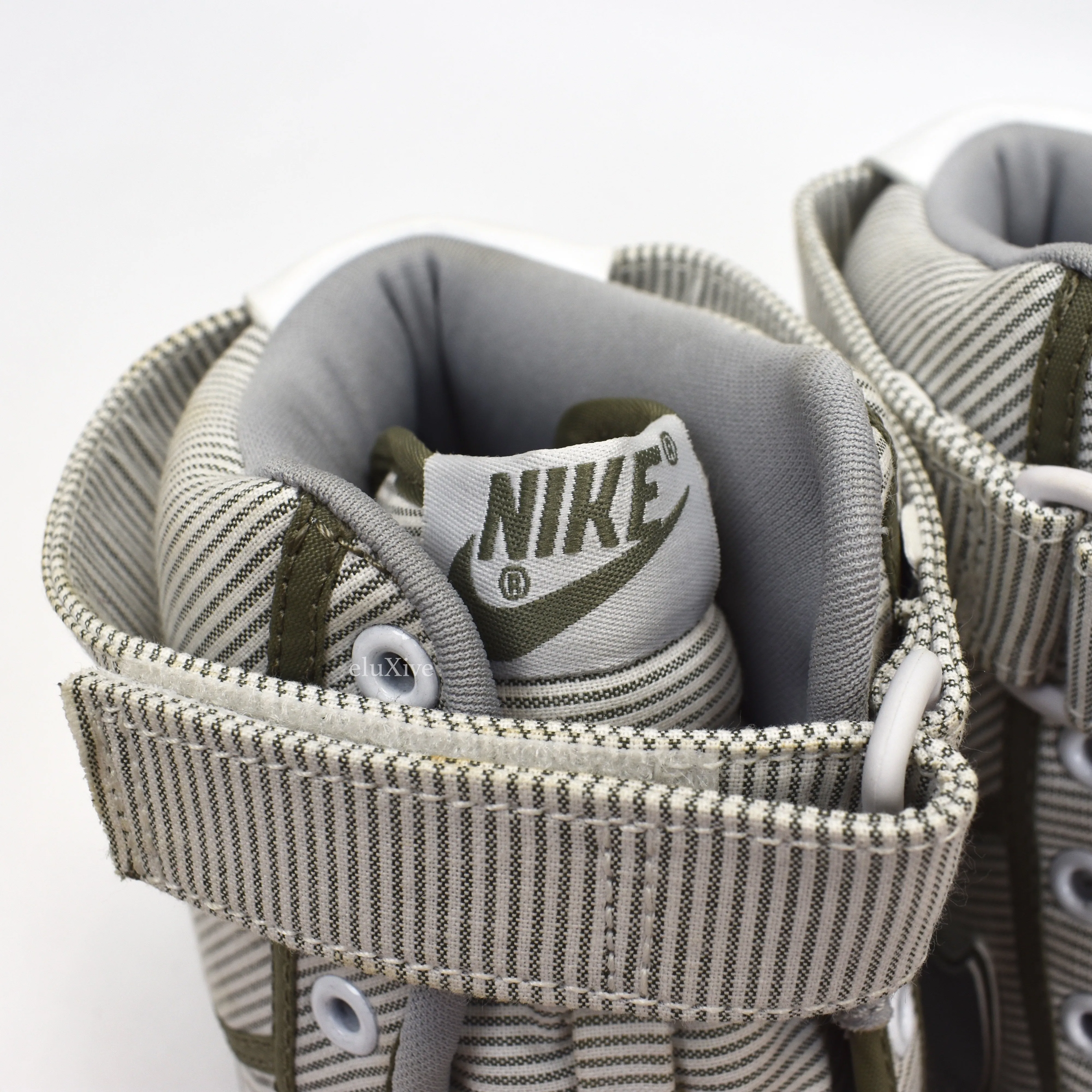 Nike - Vandal Supreme Geoff McFetridge 'Tear-Away' (Sample)