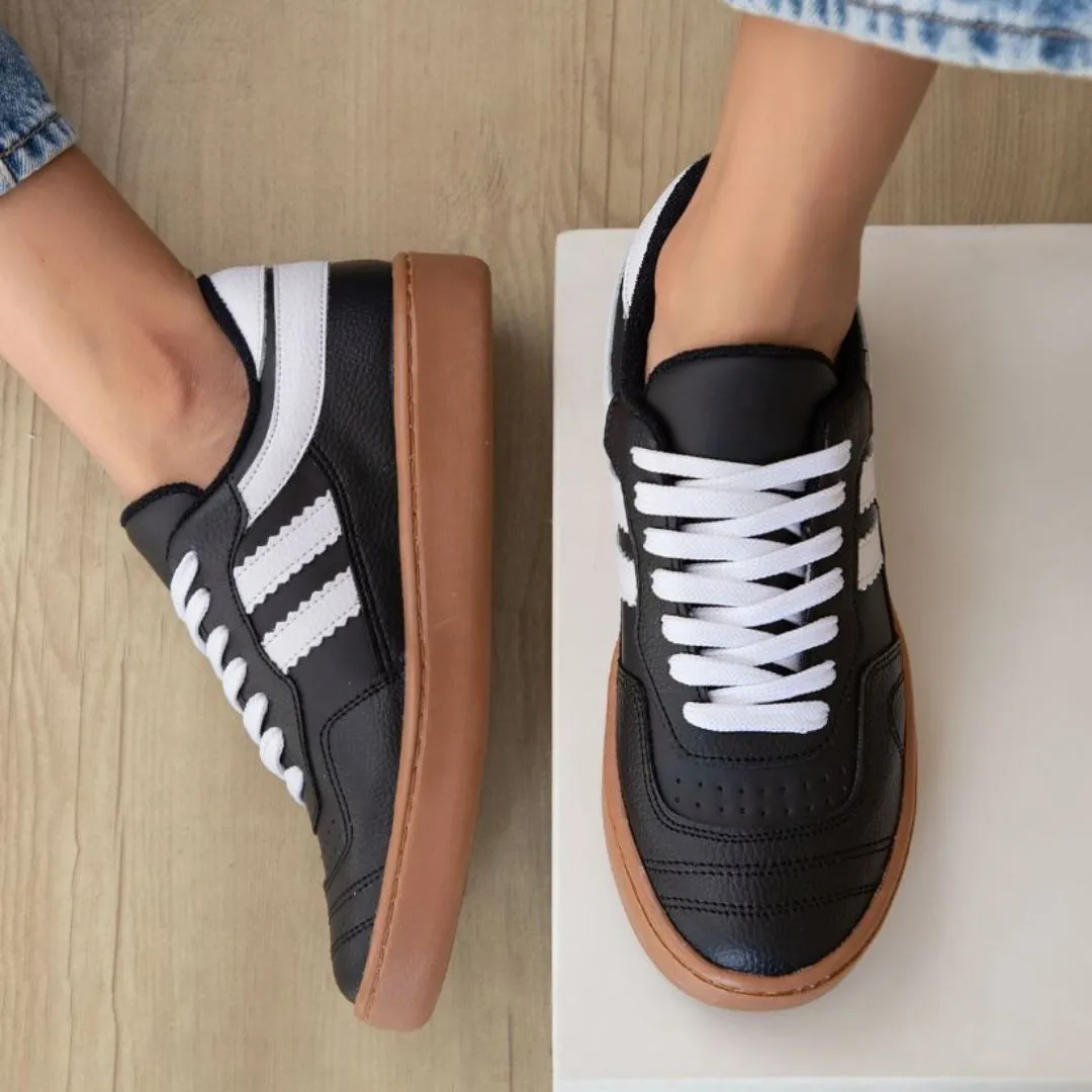 THE COLLINS SNEAKER