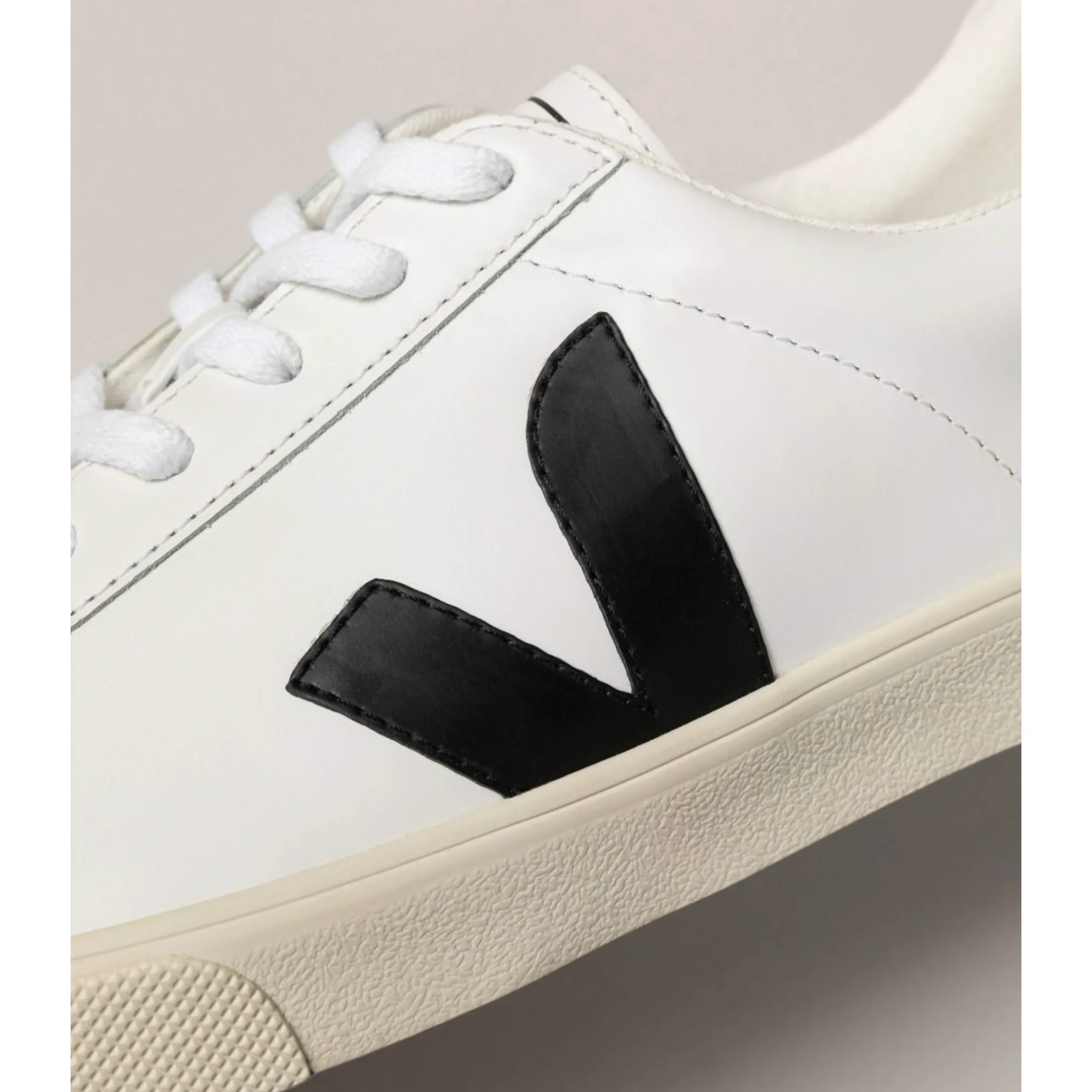 VEJA Esplar Logo Leather Extra White Black