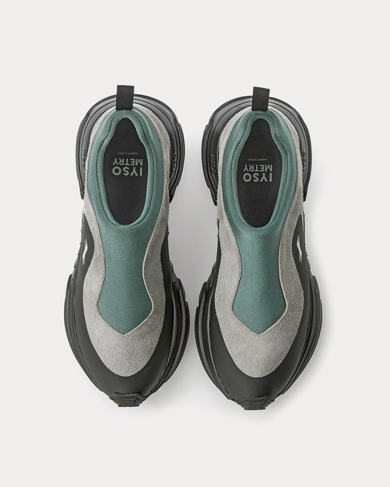 Y-Moc Crest Slip On Sneakers